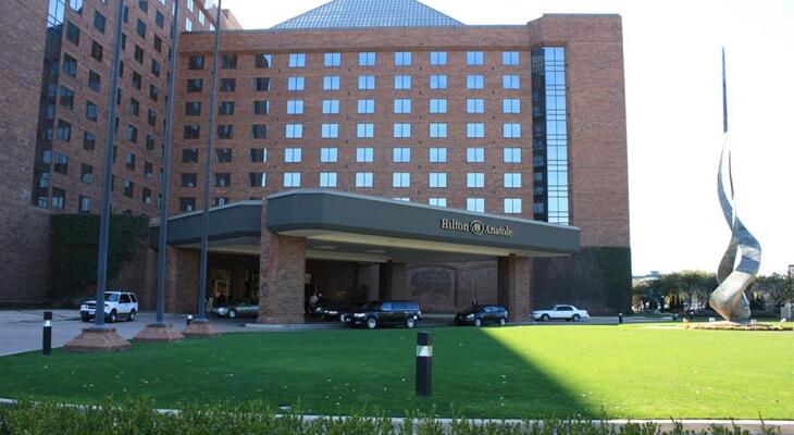 Hilton Anatole