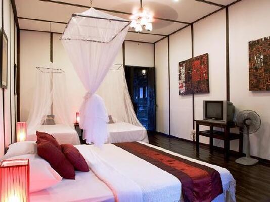 Mango Guesthouse + Villas