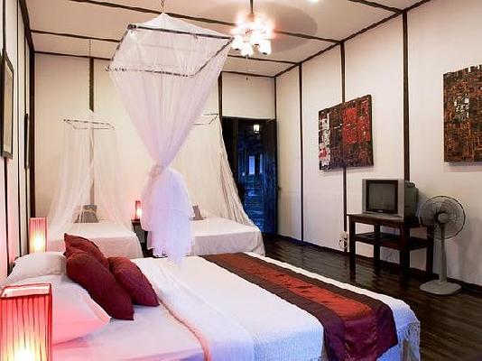 Mango Guesthouse + Villas
