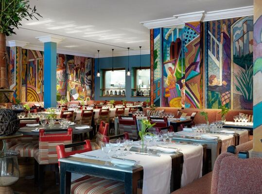 Oscar Restaurant & Bar