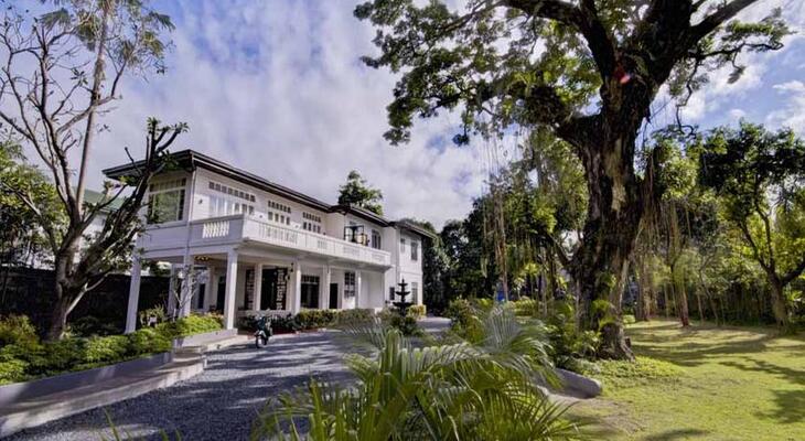 The Henry Hotel Manila