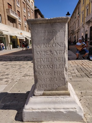 Arco d'Augusto