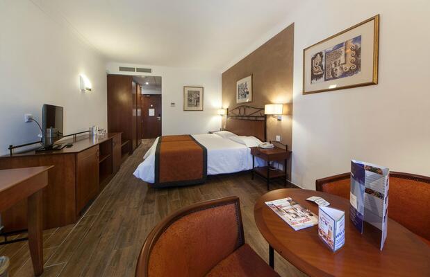 Golden Tulip Vivaldi Hotel