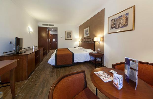 Golden Tulip Vivaldi Hotel