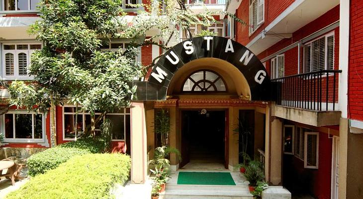 Hotel Mustang Holiday Inn