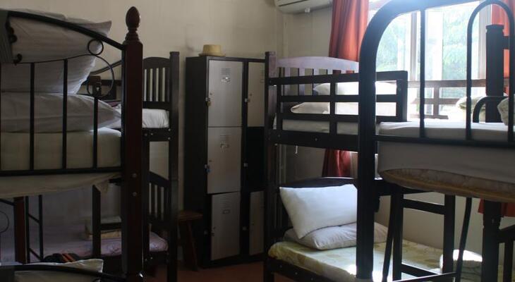 Sensi Backpackers Hostel