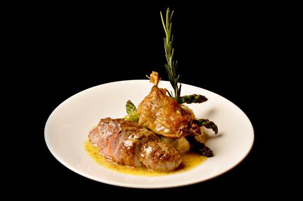 Bistro 821