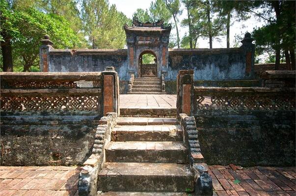 Tomb of Tu Duc
