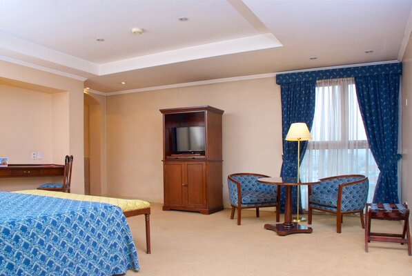 Provincial Plaza Hotel