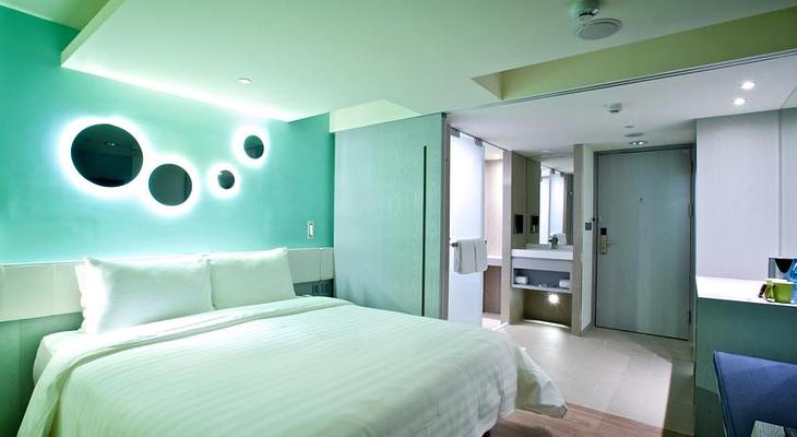 FX INN - Kaohsiung Zhonghua Road