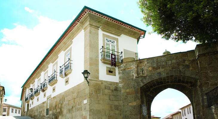 Montebelo Palacio dos Melos Viseu Historic Hotel