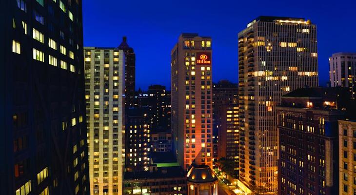 Hilton Chicago/Magnificent Mile Suites