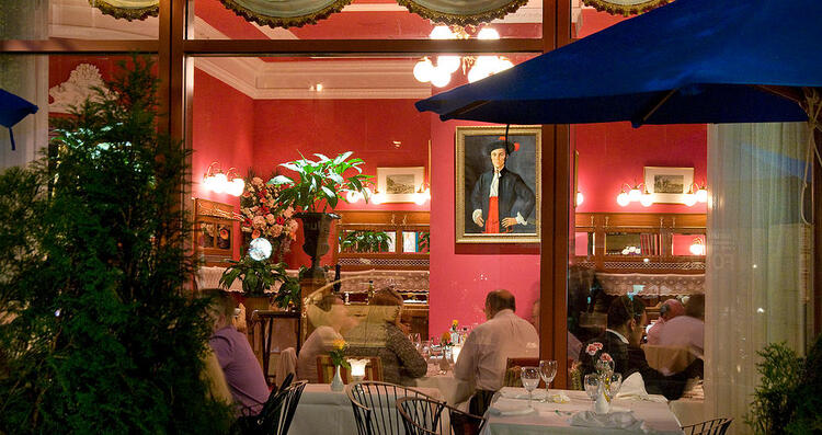 Taberna Del Alabardero