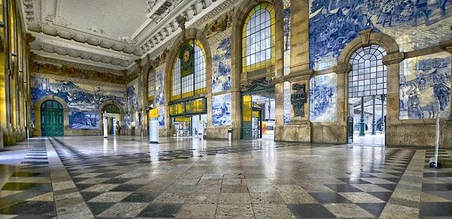 Sao Bento Railway Station