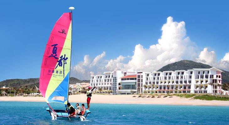 Chateau Beach Resort