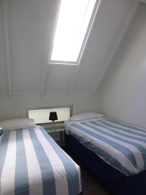 Hekerua Lodge Backpackers Hostel