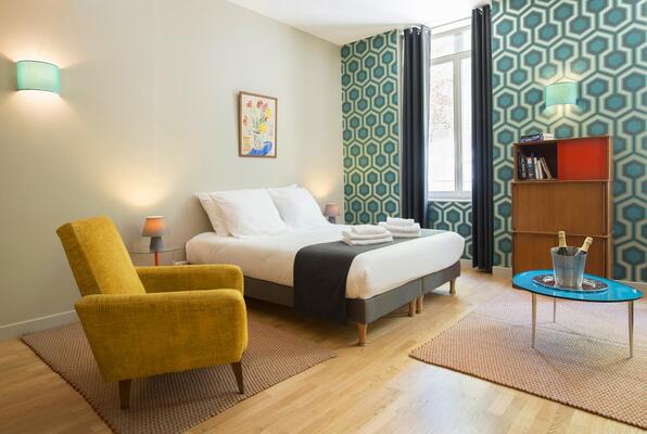 Suites & Hotel Helzear Champs-Elysees