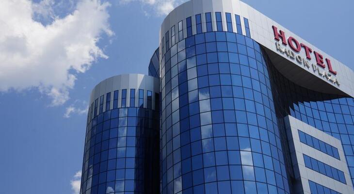 Radon Plaza Hotel
