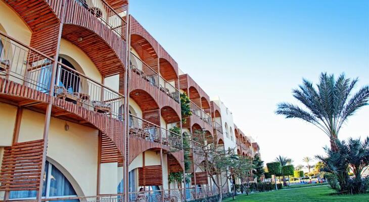 Desert Rose Resort