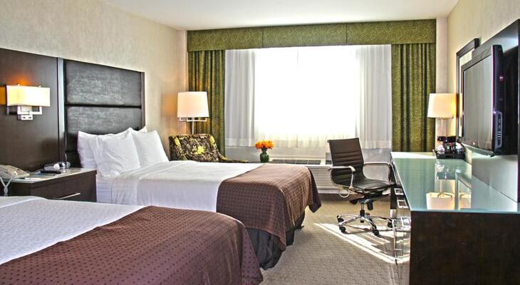 Holiday Inn Vancouver-Centre (Broadway), an IHG Hotel