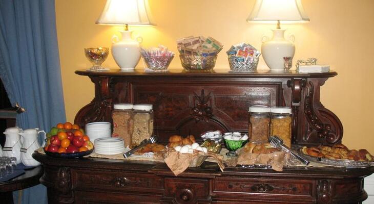 A Cambridge House B & B Inn