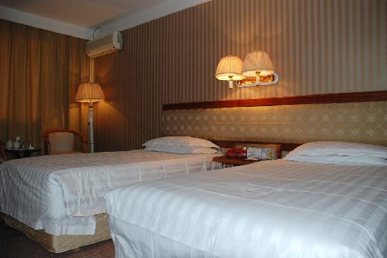 Orange Selected Hotel Dalian Xiwang Plaza