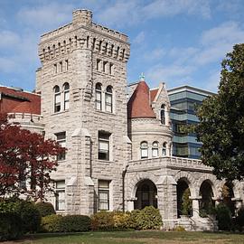 Rhodes Memorial Hall