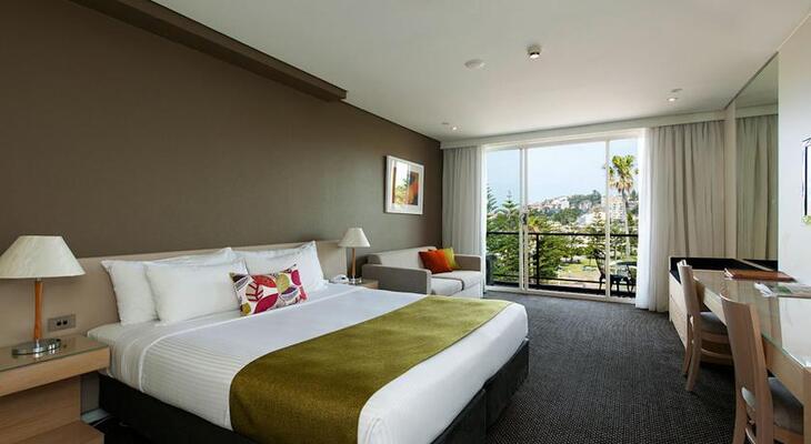 Coogee Sands Hotel & Apartments