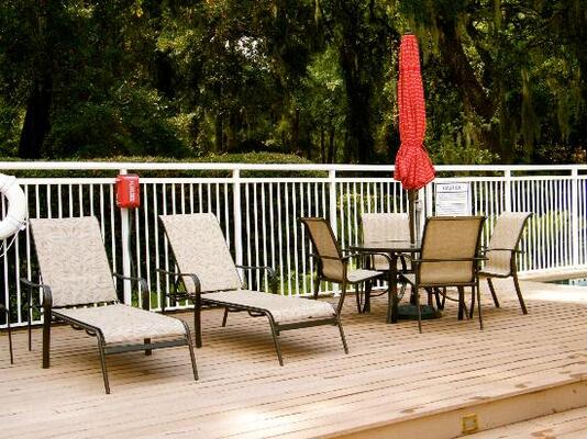Palmera Inn and Suites