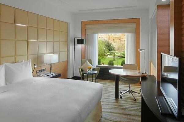 DoubleTree by Hilton Hotel Riyadh - Al Muroj Business Gate