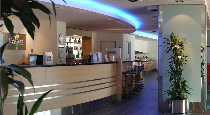 Holiday Inn Express Geneva Airport, an IHG hotel