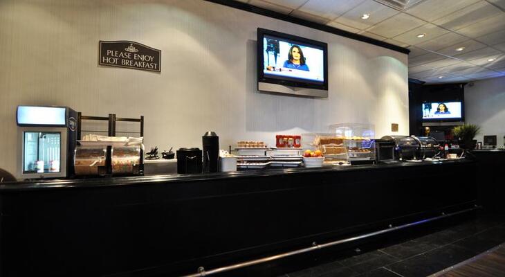 Best Western Plus Newark Airport West