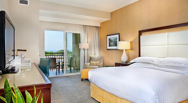 Cape Rey Carlsbad Beach, a Hilton Resort and Spa