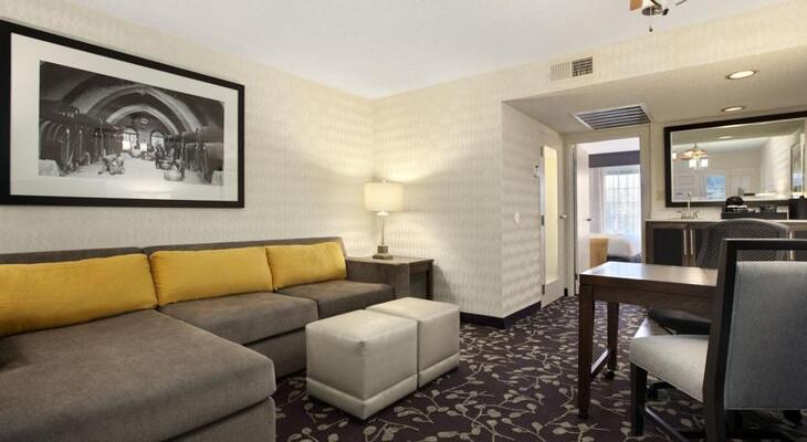 Embassy Suites by Hilton Napa Valley