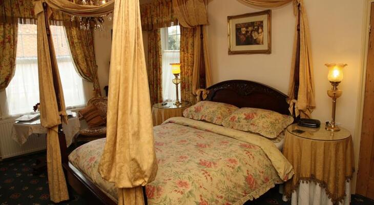 Nottingham Lodge