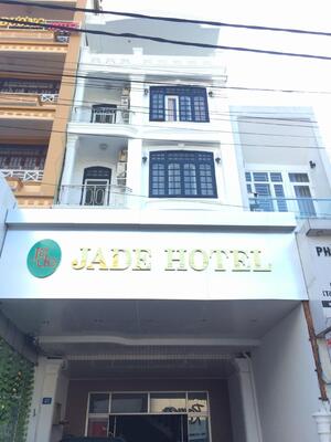 Jade Hotel