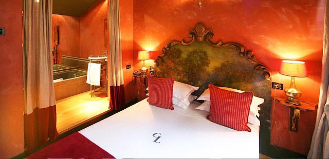 Cour des Loges Lyon, A Radisson Collection Hotel