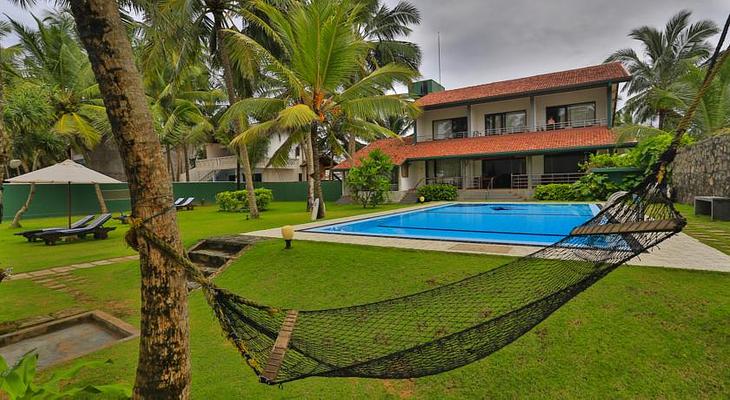Sea Rock Villa