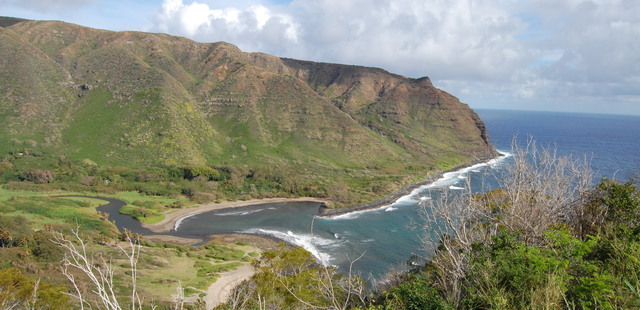 Halawa Valley