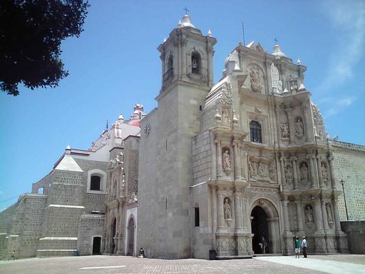 Basilica de Nuestra Senora de la Soledad