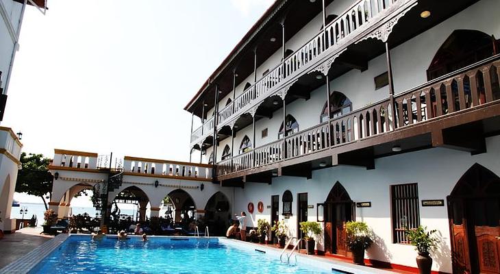 Tembo House Hotel