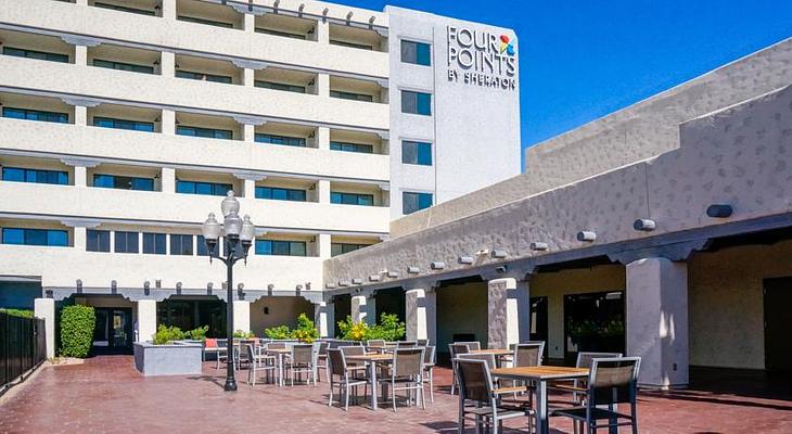 Four Points By Sheraton Phoenix South Mountain