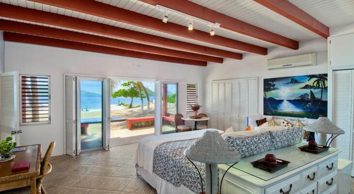 Fort Recovery Beachfront Villa & Suites Hotel