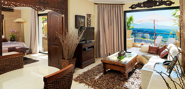 Royal Garden Villas & Spa Luxury Hotel
