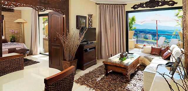 Royal Garden Villas & Spa Luxury Hotel