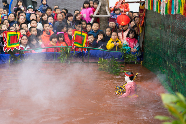 Thang Long Water Puppet