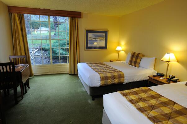 Country Club Tasmania