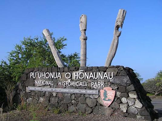 Pu'uhonua O Honaunau National Historical Park