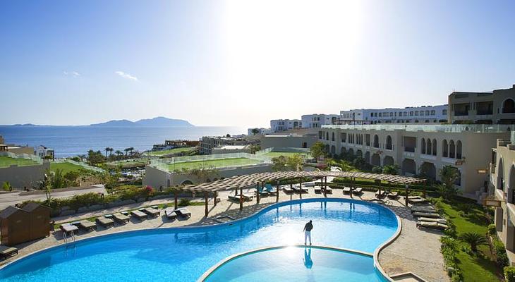 SUNRISE Arabian Beach Resort