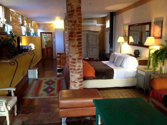 Colonia Suite Apartments